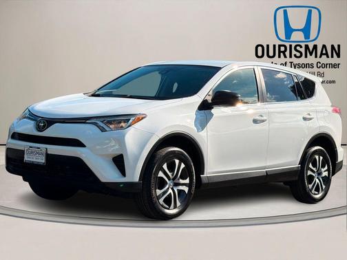 Super White 2017 Toyota RAV4 LE