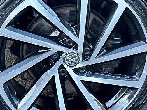 2019 Volkswagen Golf R 2.0T DSG