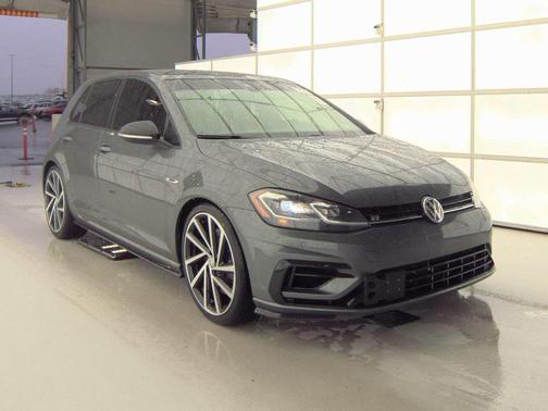 2019 Volkswagen Golf R 2.0T DSG