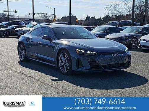 2023 Audi e-tron GT Premium Plus quattro