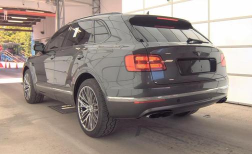 Gray 2019 Bentley Bentayga V8