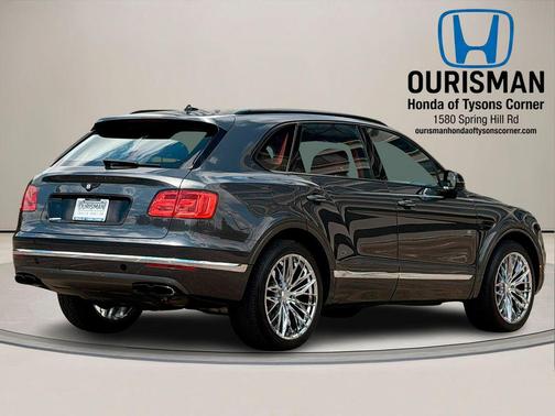 Gray 2019 Bentley Bentayga V8