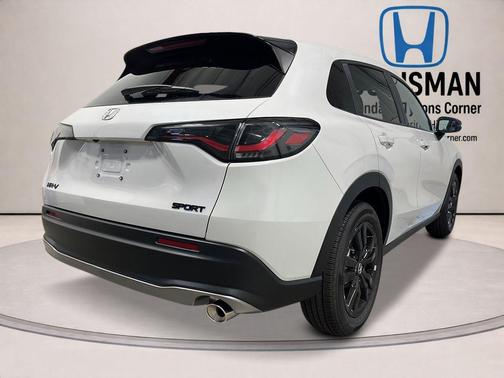 Platinum White Pearl 2026 Honda HR-V AWD Sport