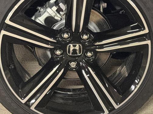 Platinum White 2026 Honda Accord SE