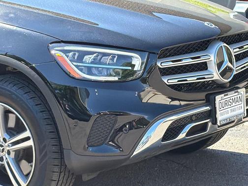 Black 2022 Mercedes-Benz GLC 300 4MATIC