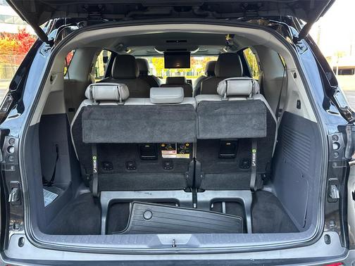 2022 Toyota Sienna XLE