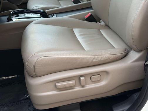 2021 Honda Pilot Touring 8-Passenger