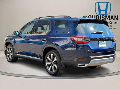 2025 Honda Pilot Touring 8-Passenger
