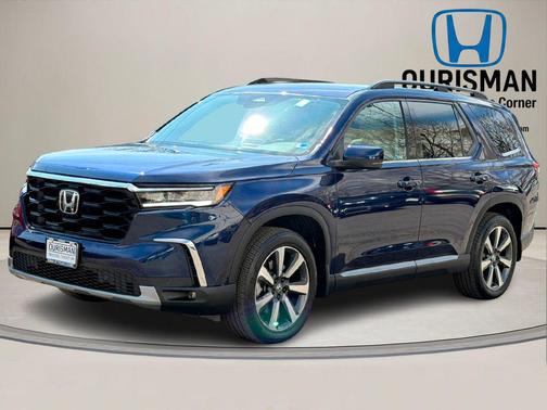 2025 Honda Pilot Touring 8-Passenger