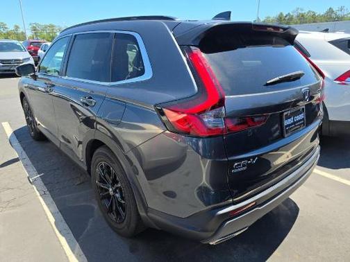 Meteorite Gray Metallic 2025 Honda CR-V Hybrid Sport FWD