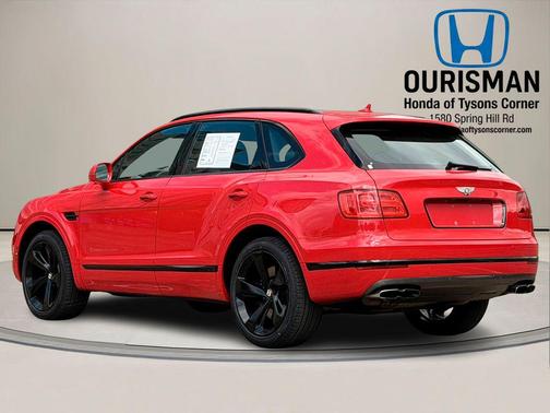 St James Red 2019 Bentley Bentayga V8