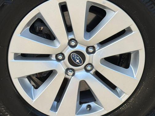 Magnetite Gray Metallic 2018 Subaru Outback 2.5i Premium