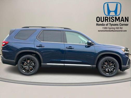 2025 Honda Pilot Touring 8-Passenger
