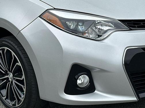 Classic Silver Metallic 2015 Toyota Corolla S Plus