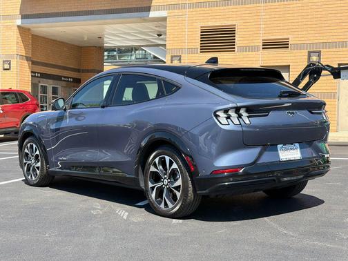 Infinite Blue Metallic Tinted Clearcoat 2021 Ford Mustang Mach-E Premium