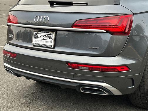 2024 Audi Q5 45 S line Premium Plus