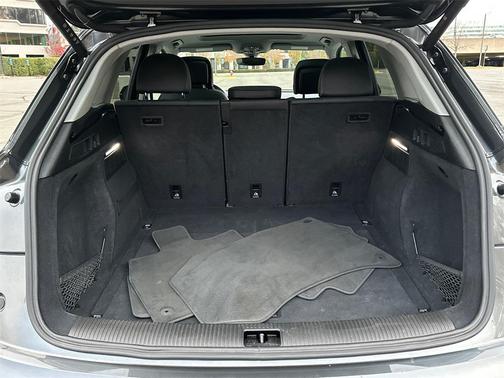 2024 Audi Q5 45 S line Premium Plus