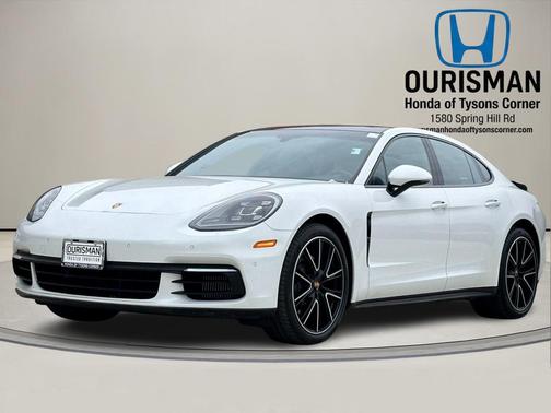2018 Porsche Panamera 4S