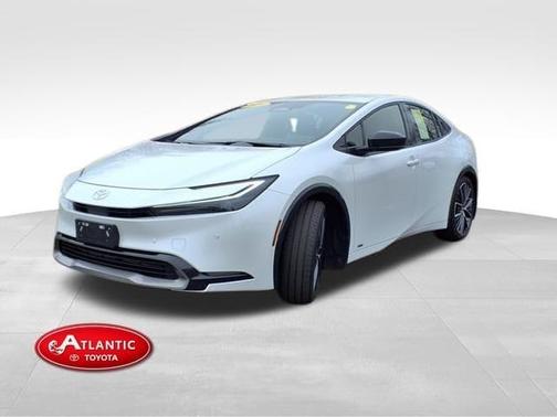 2024 Toyota Prius XLE