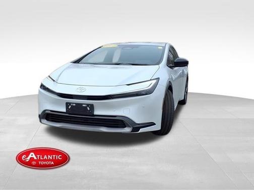 2024 Toyota Prius XLE