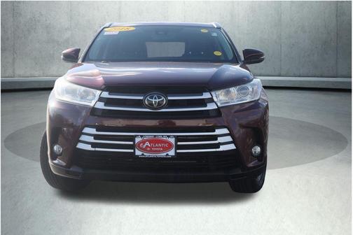 Ooh La La Rouge Mica 2018 Toyota Highlander XLE