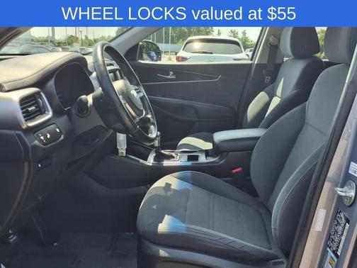 2019 Kia Sorento LX