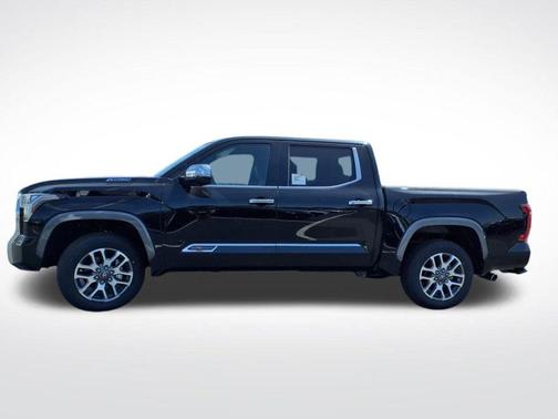 2025 Toyota Tundra Hybrid 1794 Edition