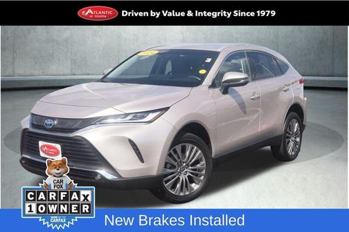 Titanium Glow 2024 Toyota Venza XLE