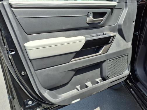 2025 Toyota Tundra Hybrid Limited