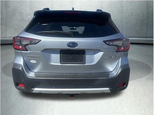 Ice Silver Metallic 2023 Subaru Outback Limited