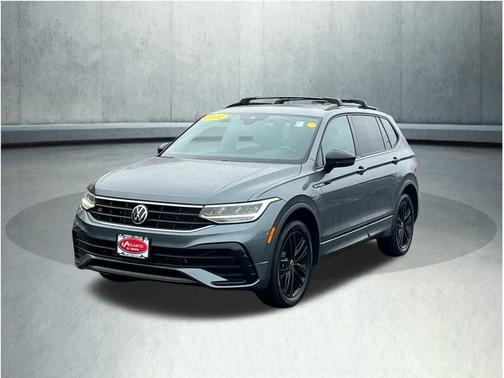 2022 Volkswagen Tiguan 2.0T SE R-Line Black