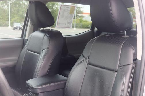 Silver Sky Metallic 2017 Toyota Tacoma SR