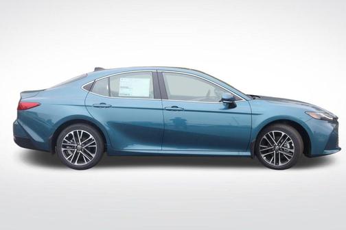 Ocean 2026 Toyota Camry XLE