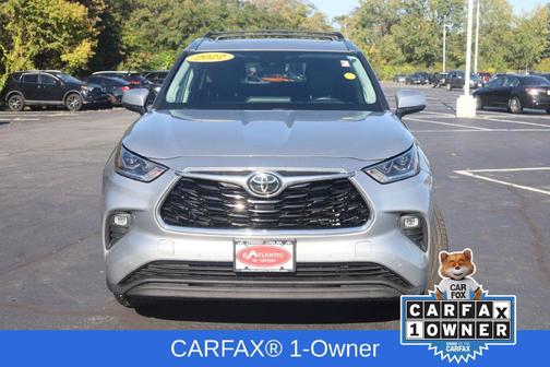Celestial Silver Metallic 2022 Toyota Highlander Limited