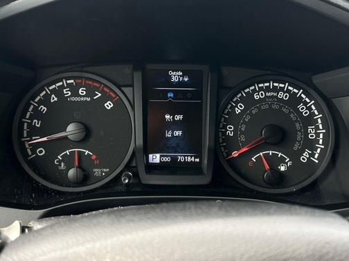 2022 Toyota Tacoma SR