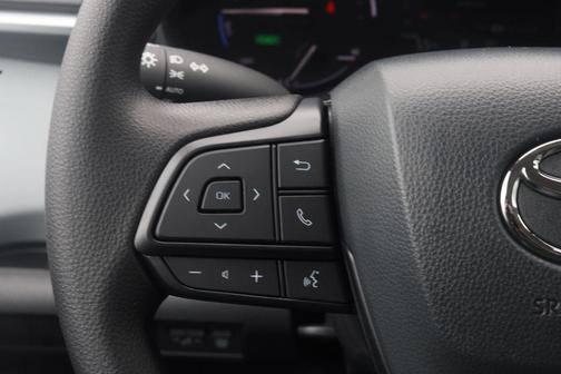 White 2026 Toyota Sienna LE