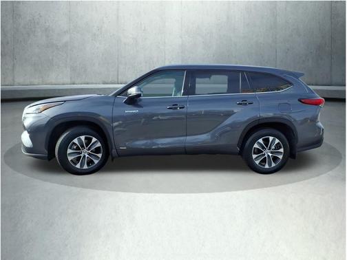 2020 Toyota Highlander Hybrid XLE