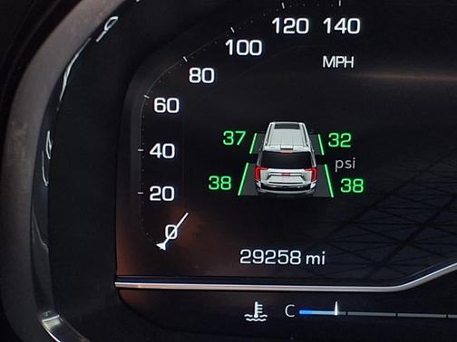 2023 GMC Yukon SLE