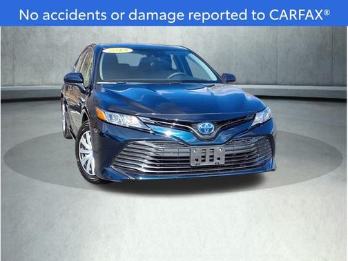 2019 Toyota Camry Hybrid LE