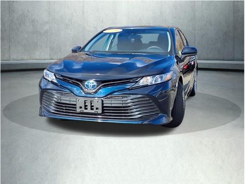 2019 Toyota Camry Hybrid LE