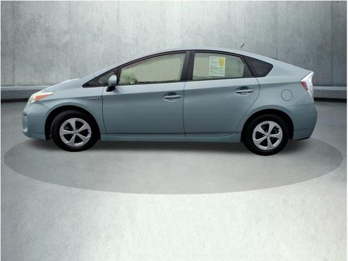 2014 Toyota Prius Three
