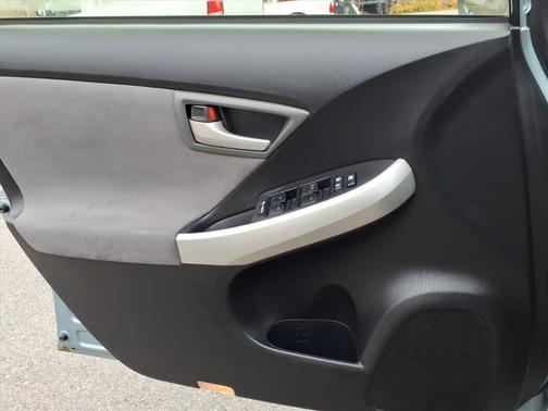 2014 Toyota Prius Three