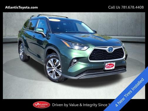 2023 Toyota Highlander Hybrid XLE