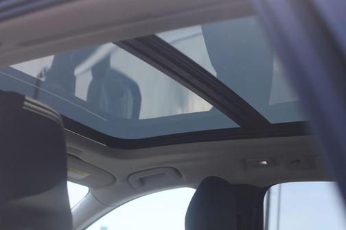 Onyx Black Metallic 2024 Volvo XC60 B5 Plus Dark Theme
