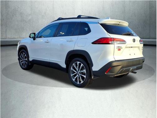 2022 Toyota Corolla Cross XLE