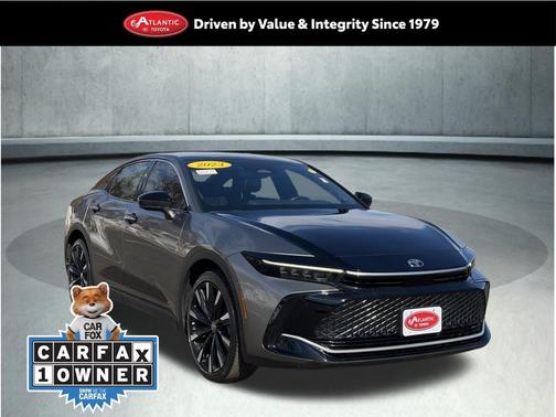 2023 Toyota Crown Platinum