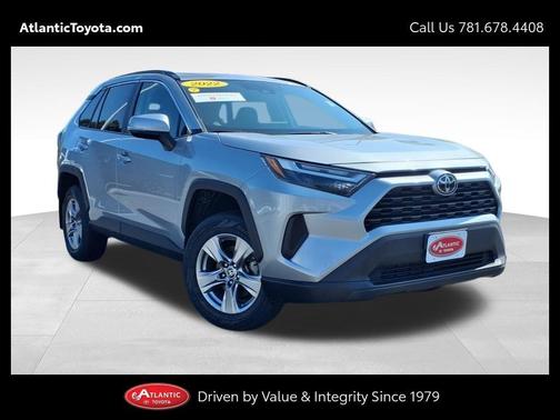 2022 Toyota RAV4 XLE