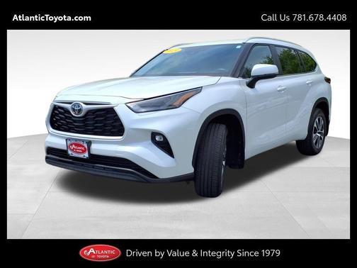 2024 Toyota Highlander XLE