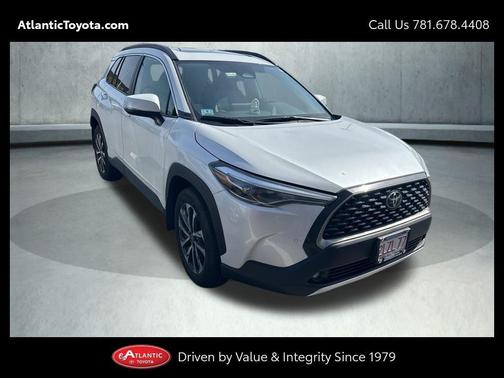 2024 Toyota Corolla Cross XLE