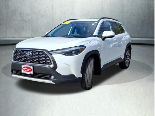 2024 Toyota Corolla Cross XLE